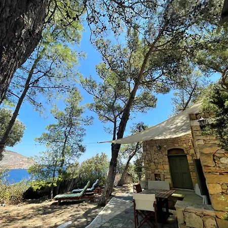 Petrino 2 - Traditional Lerian House 펜션