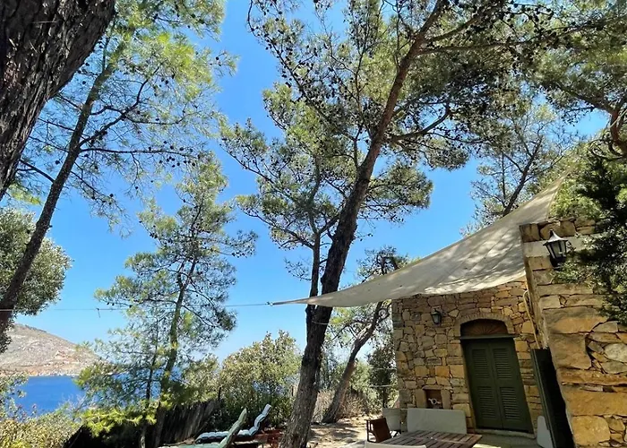 Petrino 2 - Traditional Lerian House 펜션