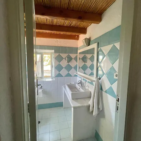 Petrino 2 - Traditional Lerian House