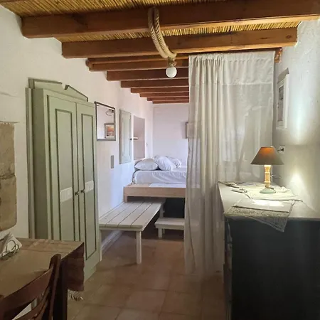 Case de vacanță Petrino 2 - Traditional Lerian House *