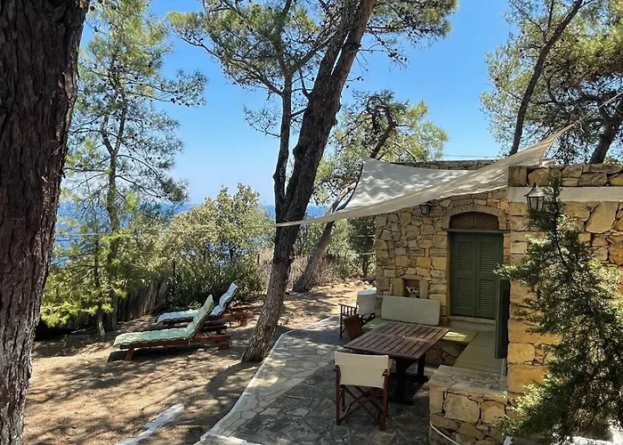 Petrino 2 - Traditional Lerian House Tatil Evi *